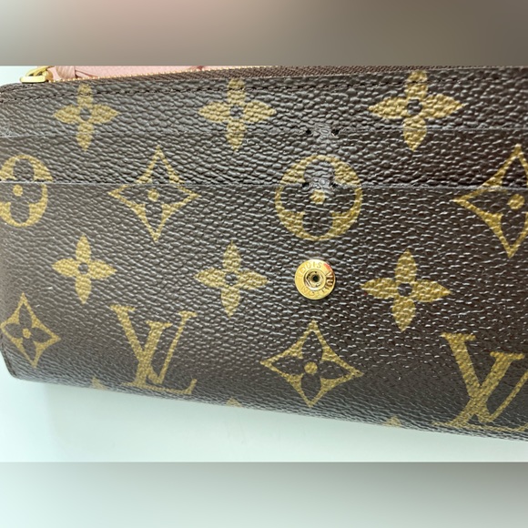 Louis Vuitton Emilie Wallet - Picture 8 of 16
